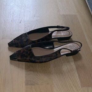 Brand new Vince Camuto Sellyn Slingback Flat Leopard Calf Hair steel toe SZ 11